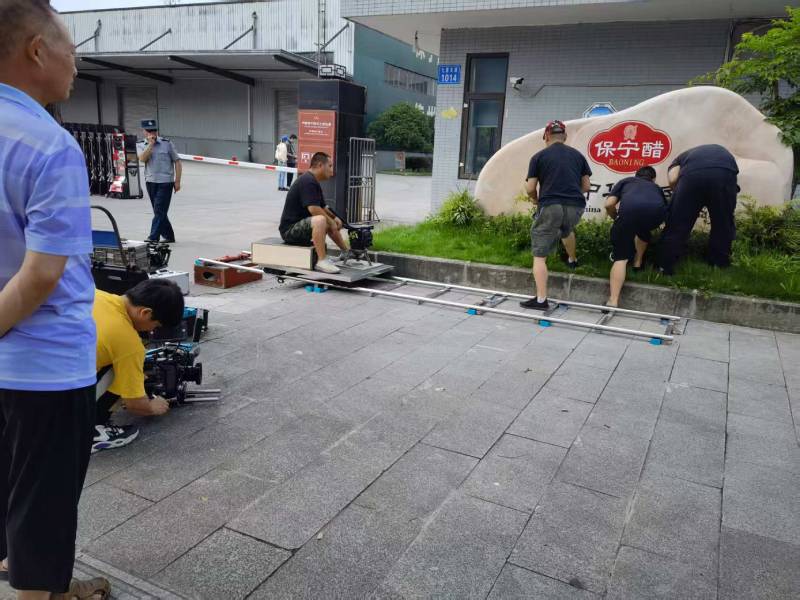 达尔罕茂明安联合旗广告片拍摄公司核心优势：全流程服务，让品牌广告片省心更出彩